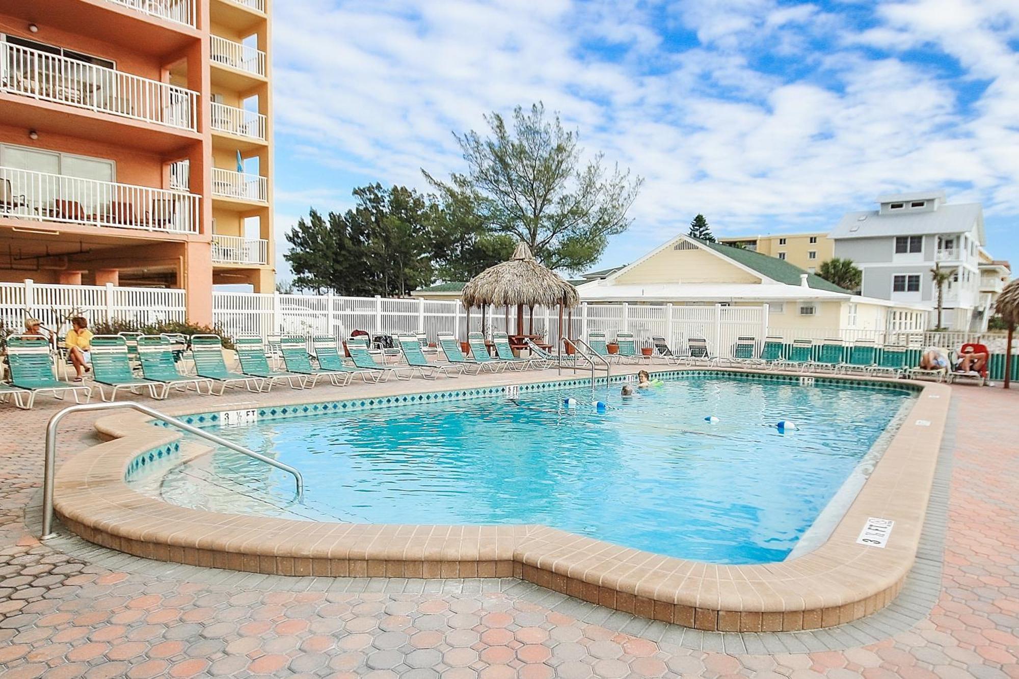 Holiday Villas III 505 Clearwater Beach Exterior photo