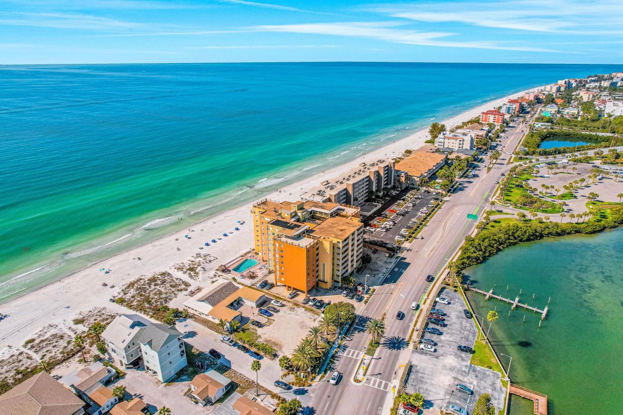 Holiday Villas III 505 Clearwater Beach Exterior photo