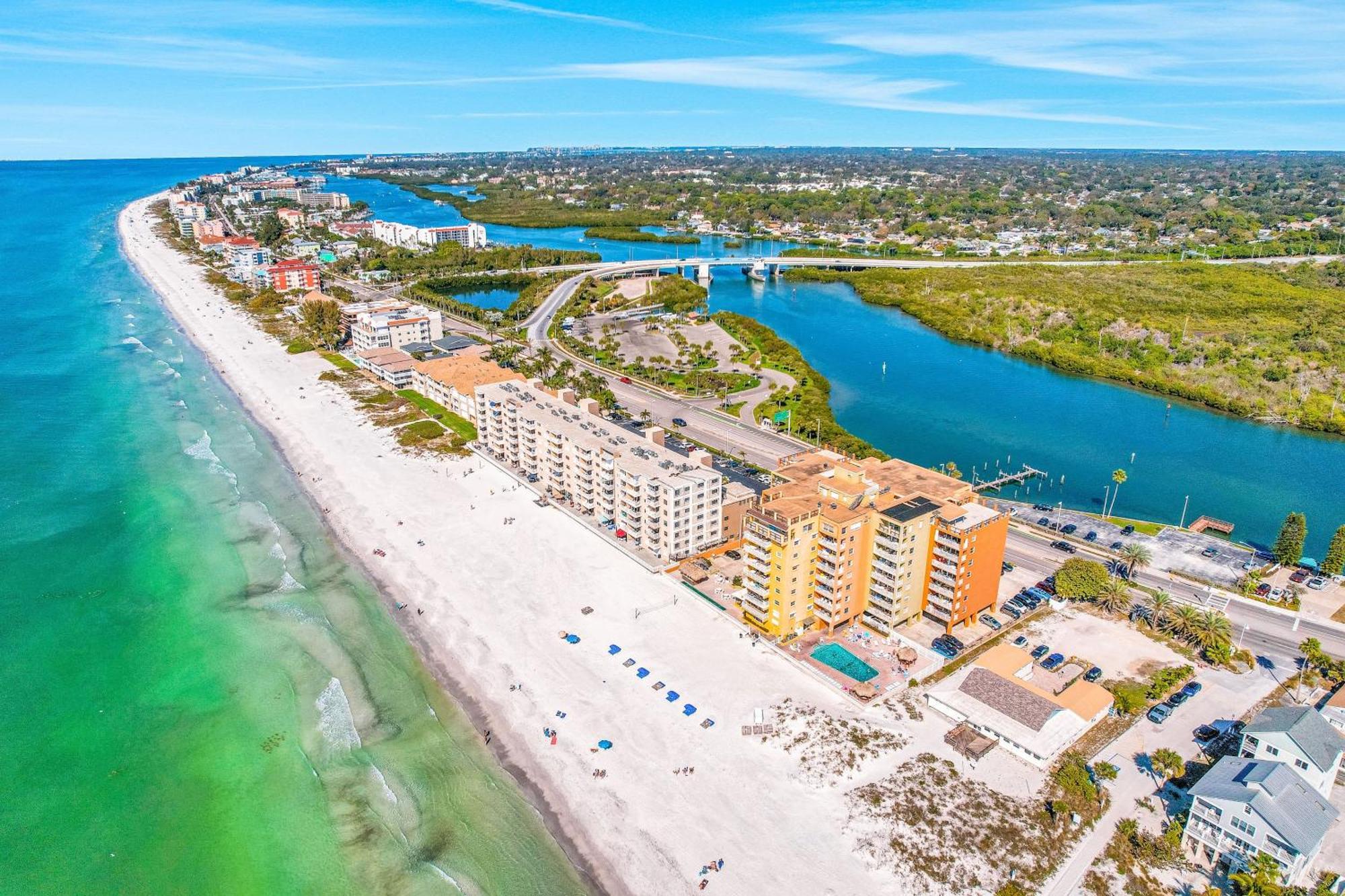 Holiday Villas III 505 Clearwater Beach Exterior photo